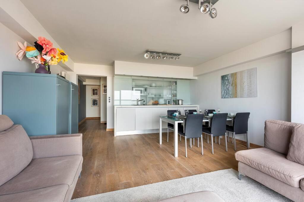 Seafront Apartment 2 Bed Duinbergen クノック・ヘイスト エクステリア 写真